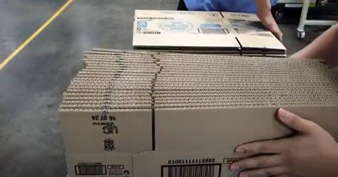 Tayland'da SHINKO-1227 Flexo Klasör Yapıştırıcı
